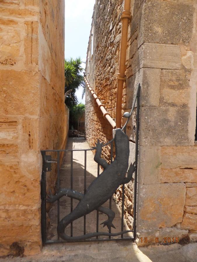 Lujosa Casa Mallorquina Restaurada Ses Salines  Kültér fotó